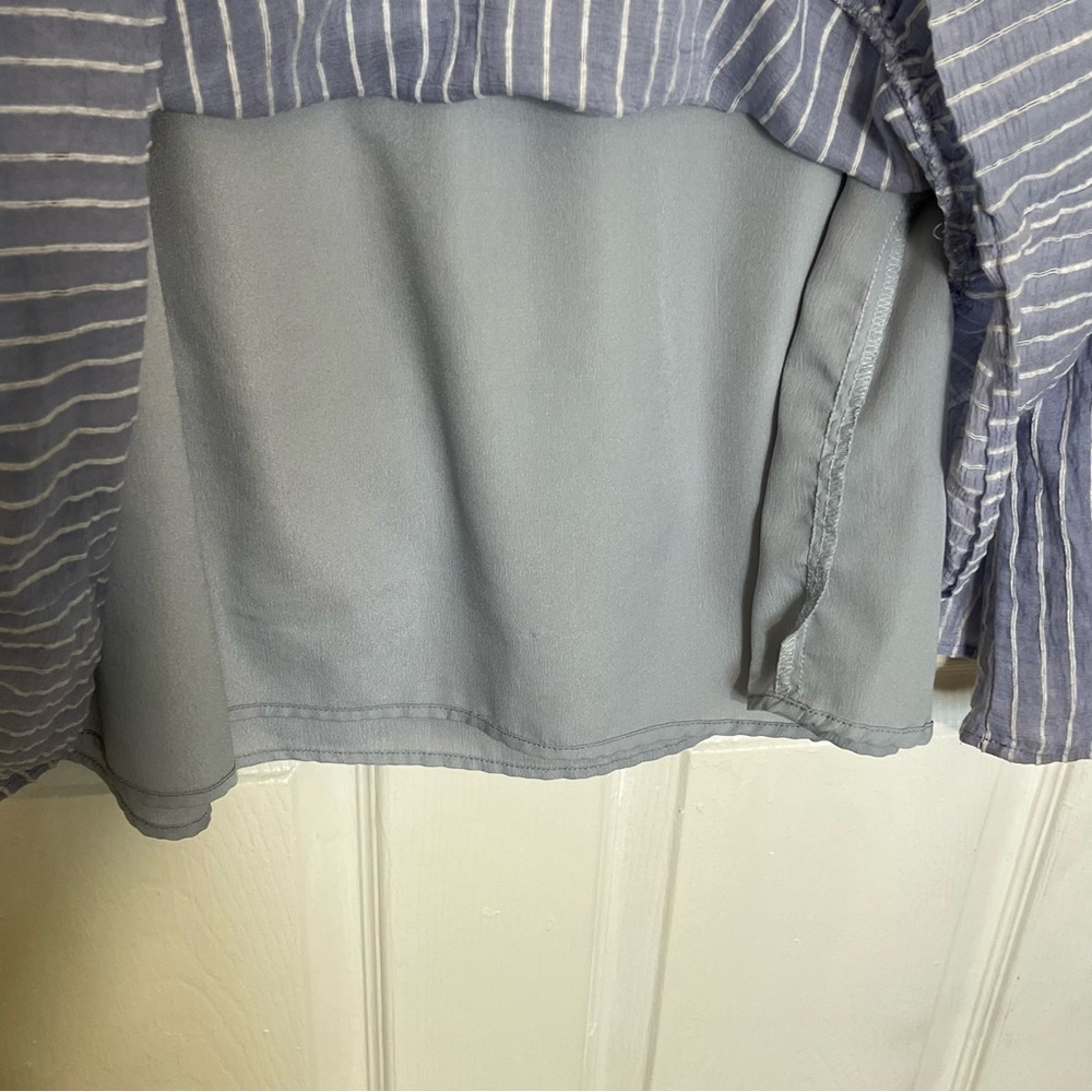 SUSAN BETRO Blue and White Striped Peplum Top | size Medium - Picture 6 of 9